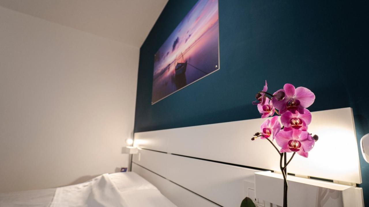 La Palma Del Sol Bed & Breakfast Barletta Ngoại thất bức ảnh